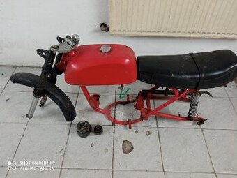 ČZ 175 477 díly