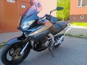 Pěkná Suzuki DL1000 V-Strom