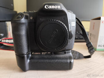Canon EOS50D + Canon bateriový grip BG-E2 + CANON EP-EX15