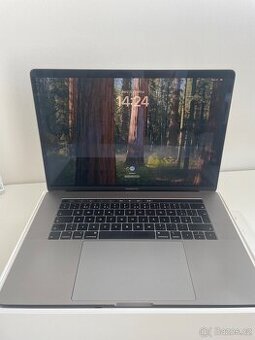 MacBook Pro 15” - Intel Core i7, 16 GB RAM, 512 GB SSD