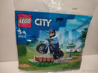 Lego City Policejní trénink 30638