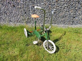 Retro Trojkolka