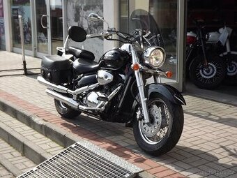 Suzuki C800 Intruder