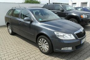 Škoda Octavia com 2.0TDi//103kW, r. 12/2011. Serv.kniha