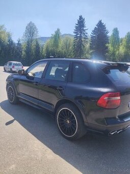 Porsche cayenne GTS