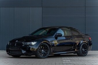 SHÁNÍM BMW 330D E90/E92 – Manuál, RWD