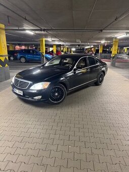 Mercedes Benz s350i w221