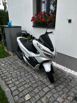 Honda pcx 125