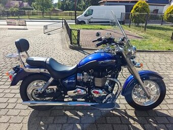Triumph America LT