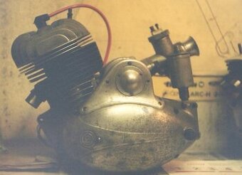 Závodní motor čz - 1