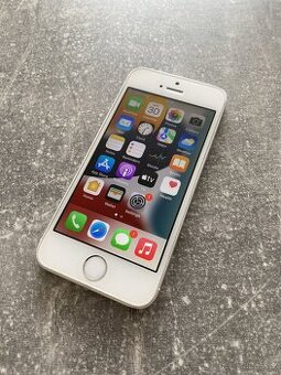 Apple iPhone SE 64Gb
