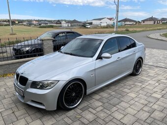 BMW E90 325i aut. originál M PAKET šíbr ALPINE DOHODA