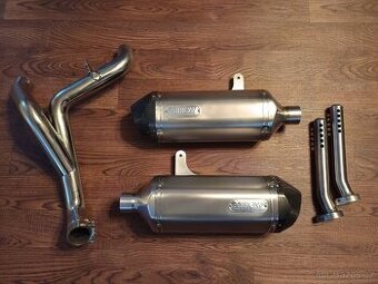 Výfuky Arrow Triumph Speed Triple, už jen levá strana