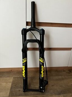 FOX RHYTM Float 32 Fit Grip Remote 100mm, 15x110mm Boost, Ta