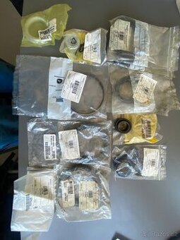 Náhradní díly John Deere, Ponsse, Rotne, Komatsu