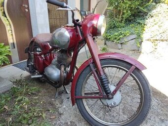 Jawa Pérák 250 tp