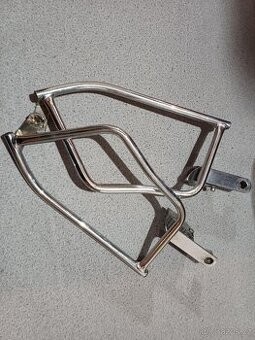 Suzuki LS 650 boční držáky brašen