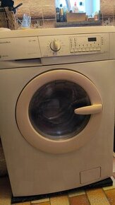 Pracka Electrolux EWF1030