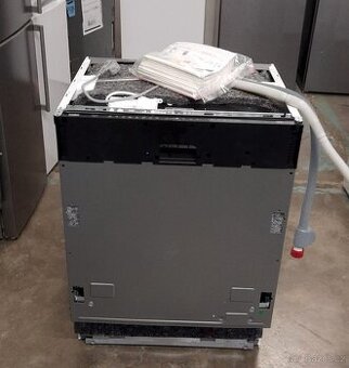 Nová vestavná myčka Beko 60 cm , ZÁRUKA BDIN38643C Rozměry