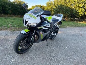 Honda CBR 600 RR - 2011 - 17.300km 