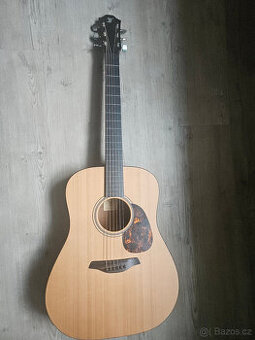 Elektroakustická česká kytara FURCH s kvalitním snímám