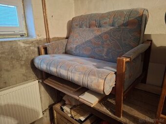 Gauč, pohovka a dvě křesla