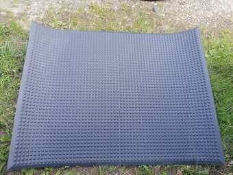 Protiůnavová rohož 125x95cm.
