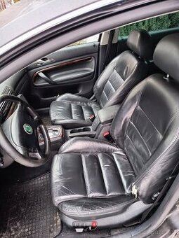 Kožená sedadla Superb 1