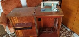 Prodám šicí stroj Lada 236