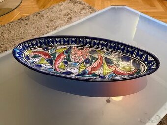 Ručně malovaná keramická mísa s motivem ryb z Kréty
