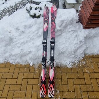 Lyže K2 SUPERBURNIN pěkné, zachovalé, dámské