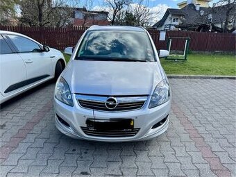 Opel zafira rok 2011 1.8 benz