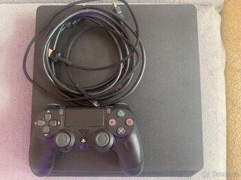 PS4 slim 1TB