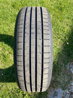 Pneu letní 215/65 R 17