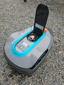 Prodám robotickou GARDENU se ZÁRUKOU + kabely, stanice