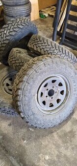 Mercedes Sprinter 4x4 5x130 235/85/16
