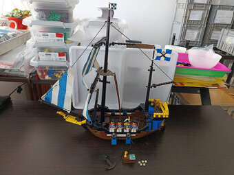 LEGO Pirates 6274 Caribbean Clipper