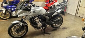 Honda cbf 600s