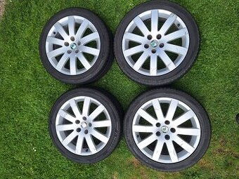 Alu r17 5x112 225/45/r17 Škoda octavia II