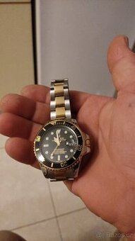 Rolex submariner (Green)