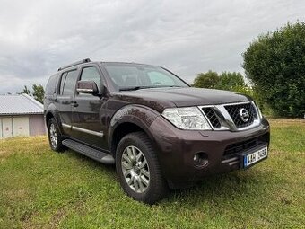 NISSAN PATHFINDER 3.0 V6