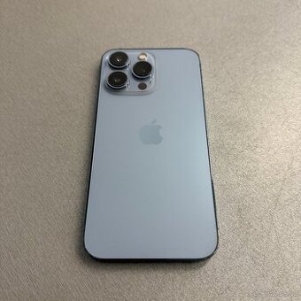 iPhone 13 Pro 128GB, 96% baterie, pěkný stav, rok záruka