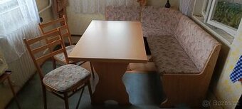 Sada rohová sedačka+stůl+ 2 židle