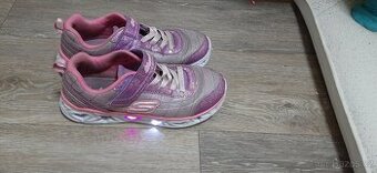 Svítící boty Skechers 36