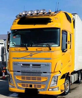 Tahač Volvo FH 500