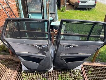 Mercedes Benz w211 originál rolety zadních dveří