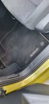 Volkswagen Golf MK8 Variant Textilní koberečky, stav 9/10