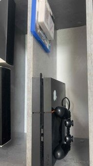 PlayStation 4 500gb +volant