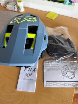 Fox Dropframe Pro Helmet, Ce - M Prílba na kolo