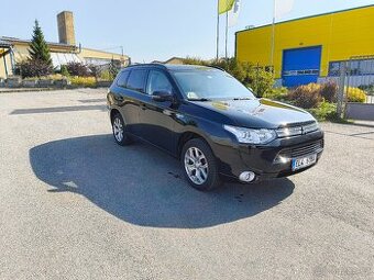 Mitsubishi Outlander PHEV – 4WD, Instyle, servis